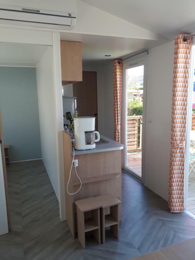 Mobilhom Herve Hotel กงดรีเยอ ภายนอก รูปภาพ